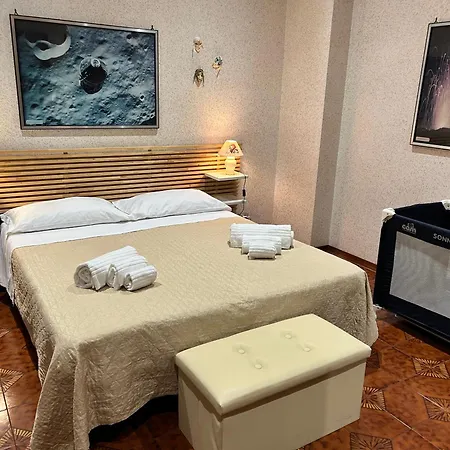 Casa Etna Sea Immersa Nel A 5 Min A Piedi Dal Mare Tra Etna & Taormina Lägenhet