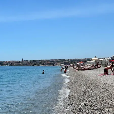 Casa Etna Sea Immersa Nel Verde A 5 Min A Piedi Dal Mare Tra Etna & Taormina * Riposto