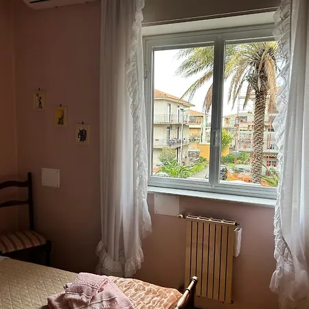 Casa Etna Sea Immersa Nel A 5 Min A Piedi Dal Mare Tra Etna & Taormina Riposto